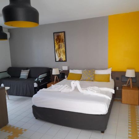 Studio 25 M Manganao Joela 4 Personnes Avec Machine A Laver (Adults Only) Saint-Francois  Exteriér fotografie