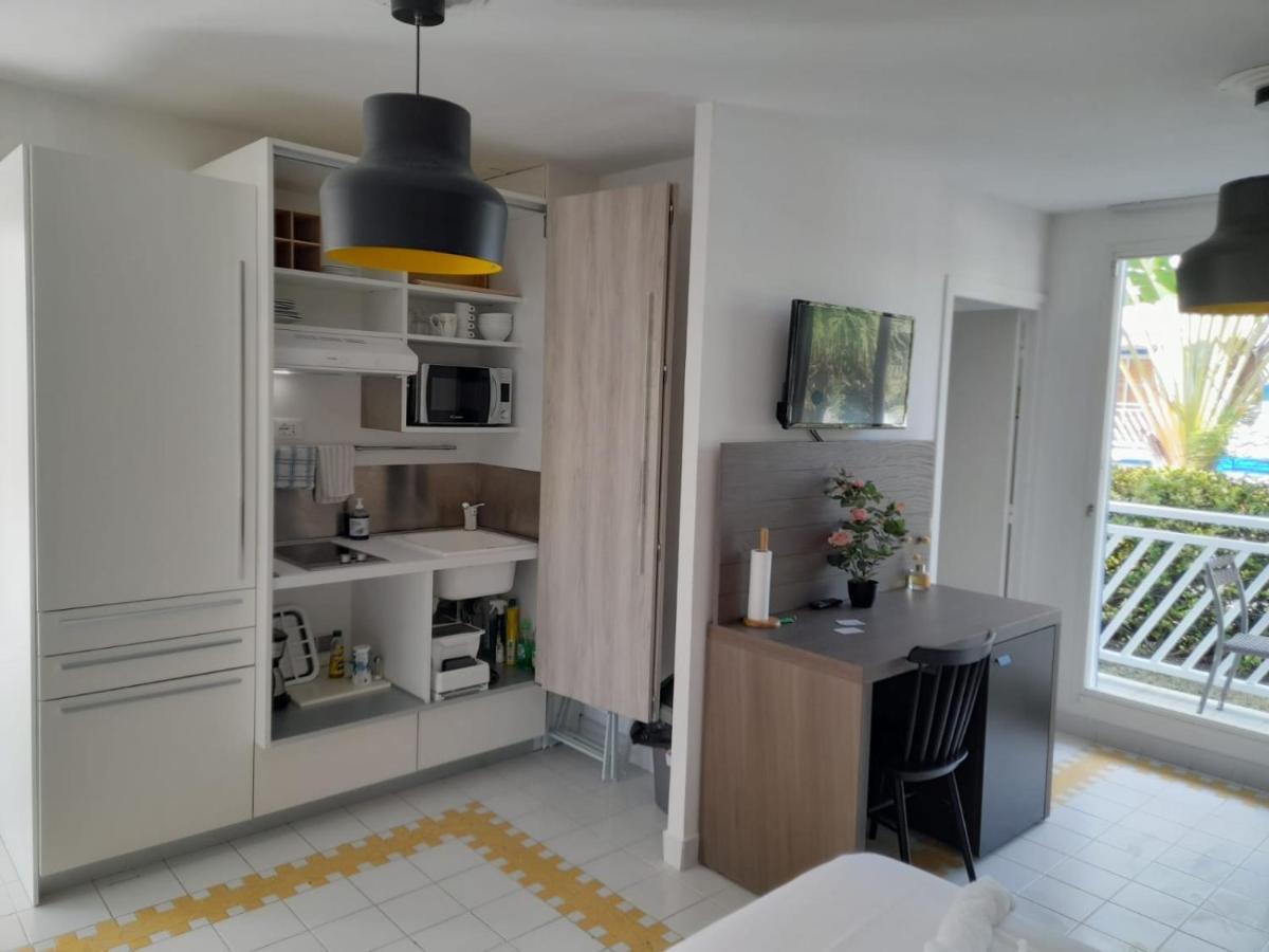 Studio 25 M Manganao Joela 4 Personnes Avec Machine A Laver (Adults Only) Saint-Francois  Exteriér fotografie