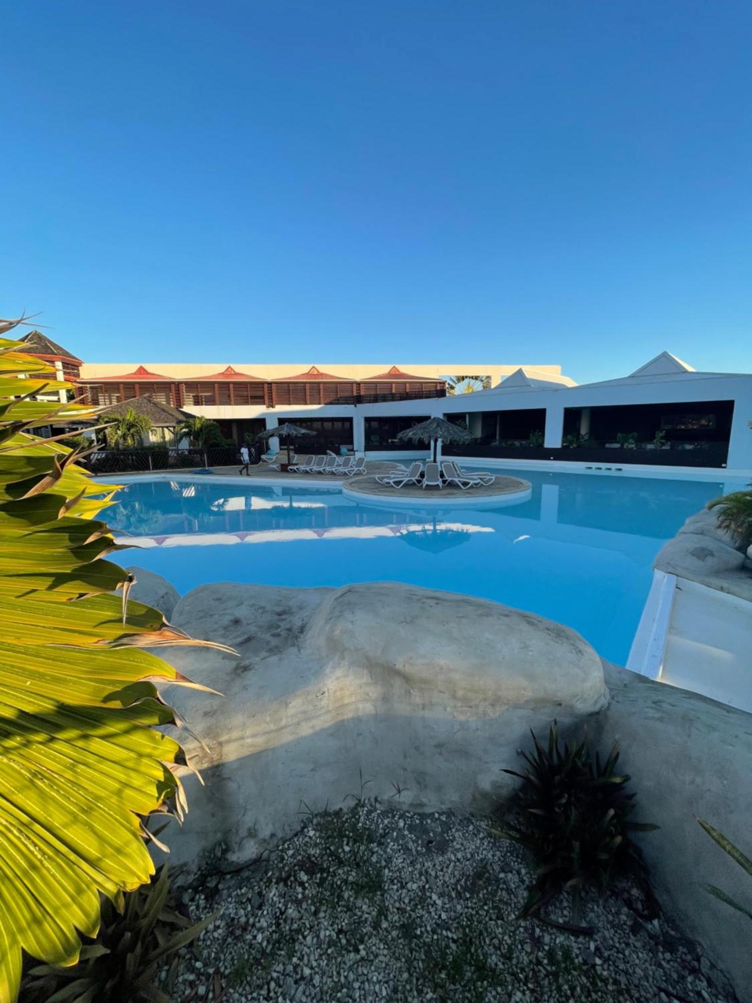 Studio 25 M Manganao Joela 4 Personnes Avec Machine A Laver (Adults Only) Saint-Francois  Exteriér fotografie